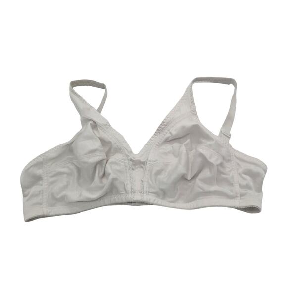 Gelmart Essential White Embossed Soft Cut Adjustable Straps Wire Free Bra SZ 42C - Picture 1 of 8